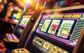 Filipino player accessing 87ph live casino on a mobile phone